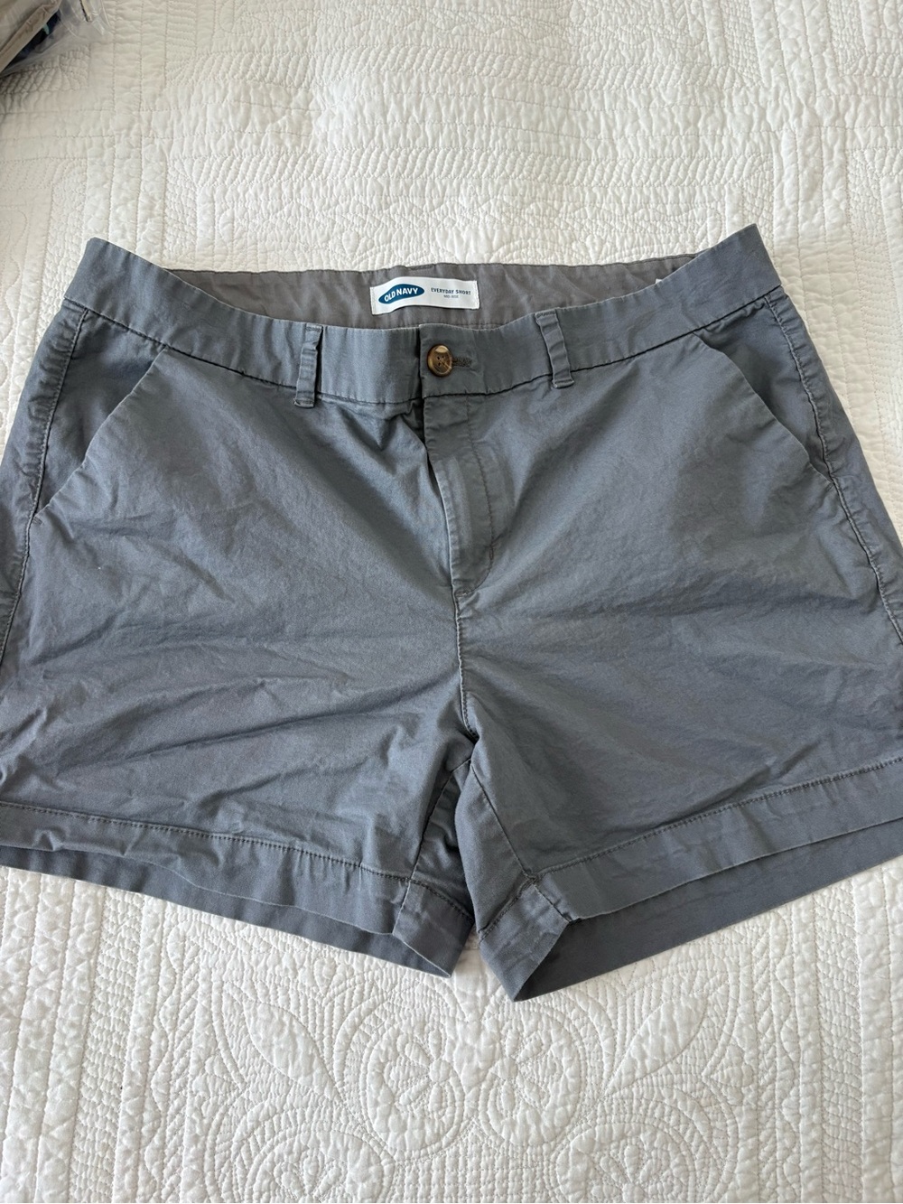 Old Navy Gray Women's Chino Bermuda Shorts